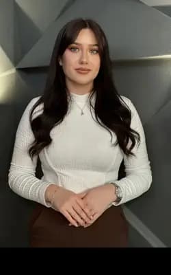 Person-Mădălina