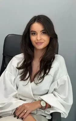 Person-Iulia